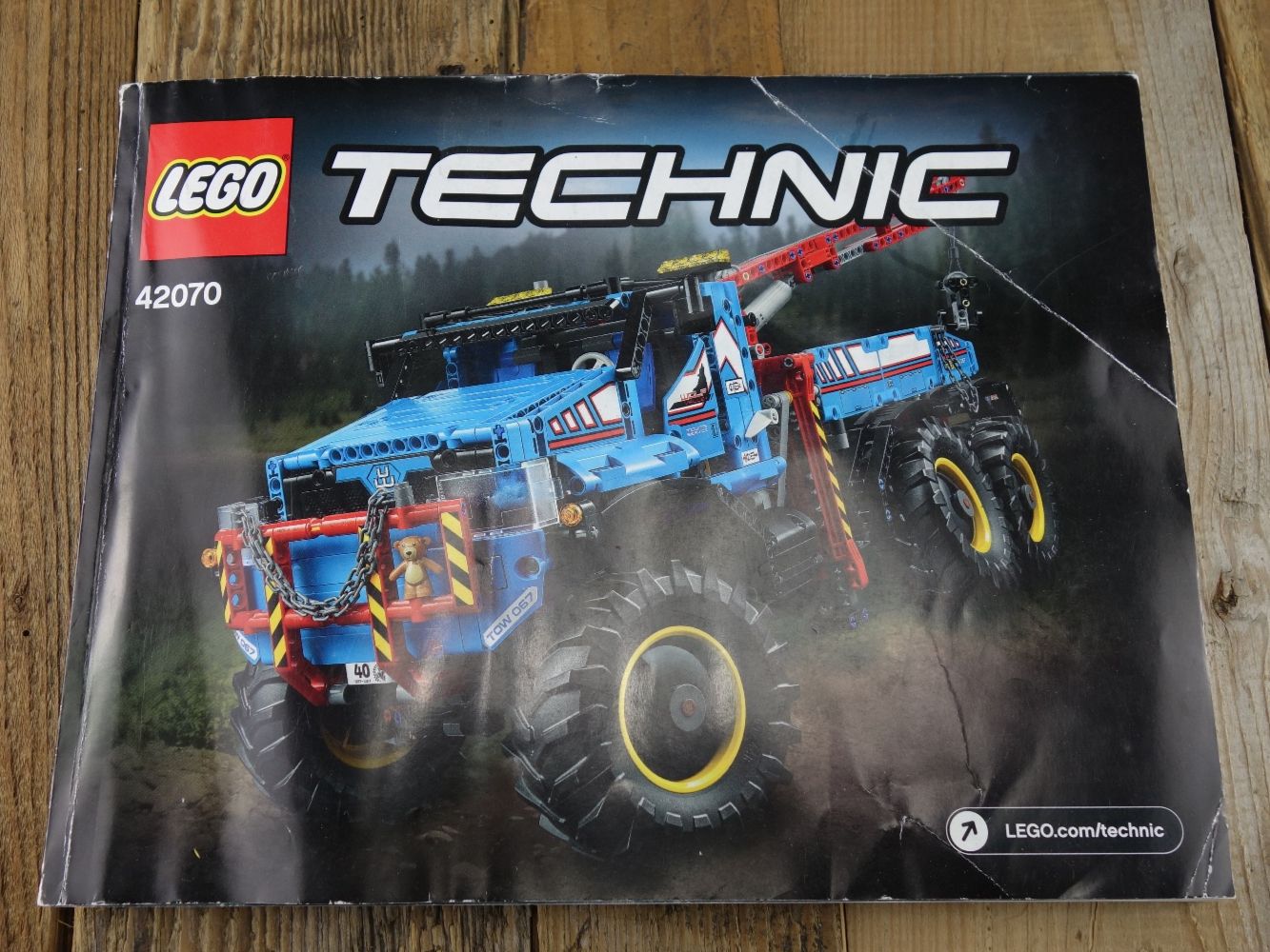 Technics Kit di costruzioni: LEGO 42070 Technic 6x6 Allrad-Abschleppwagen – Usato da Bäretswil venduto da grisou1001 4