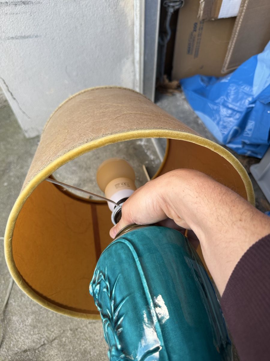 Lampade: Antike Lampe, Keramikfuss türkis – Usato da Lyss venduto da nekoreh 9