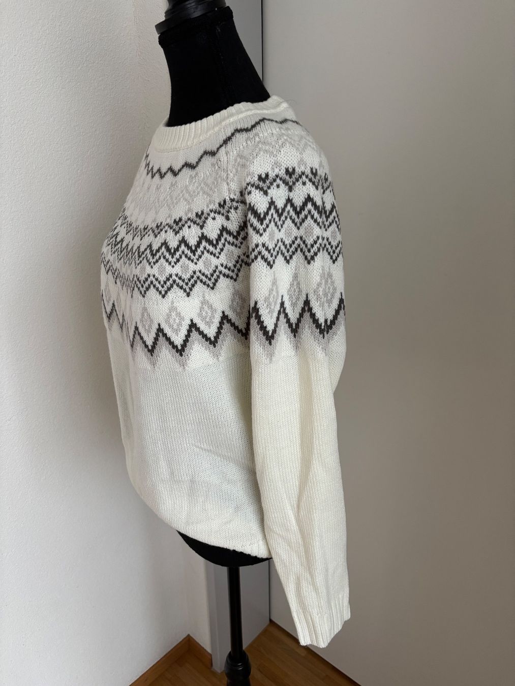 Maglioni & Felpe: Winter Pullover mit Norweger Muster, Gr. 36/38. – Usato da Zürich venduto da GGMZ 1