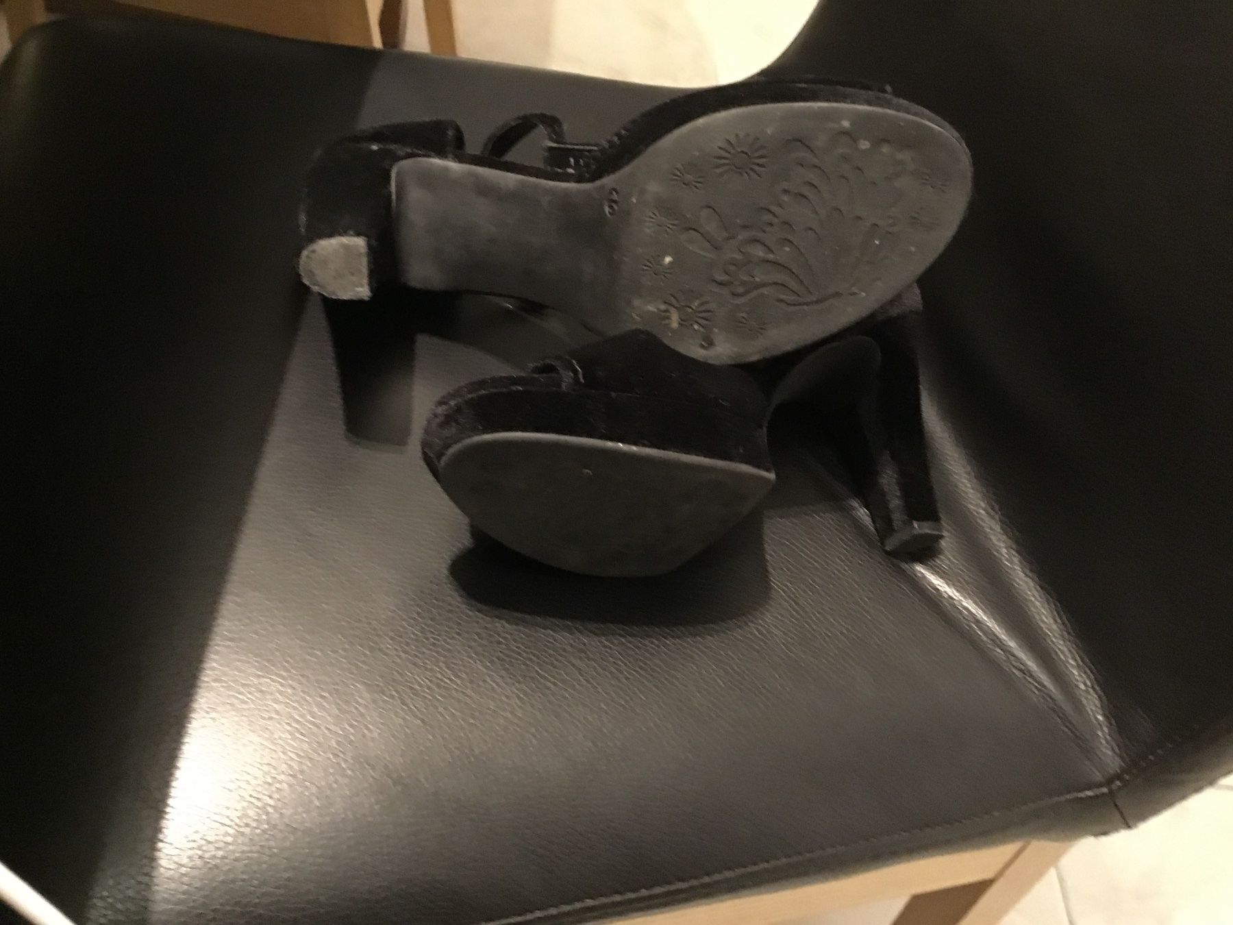 Scarpe da donna: Schöner offner Absatzschuh Gr.40 – Usato da Würenlos venduto da Tina48 3
