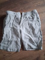 Leichte Sommer-Shorts mit Streifenmuster in Grösse M  neu