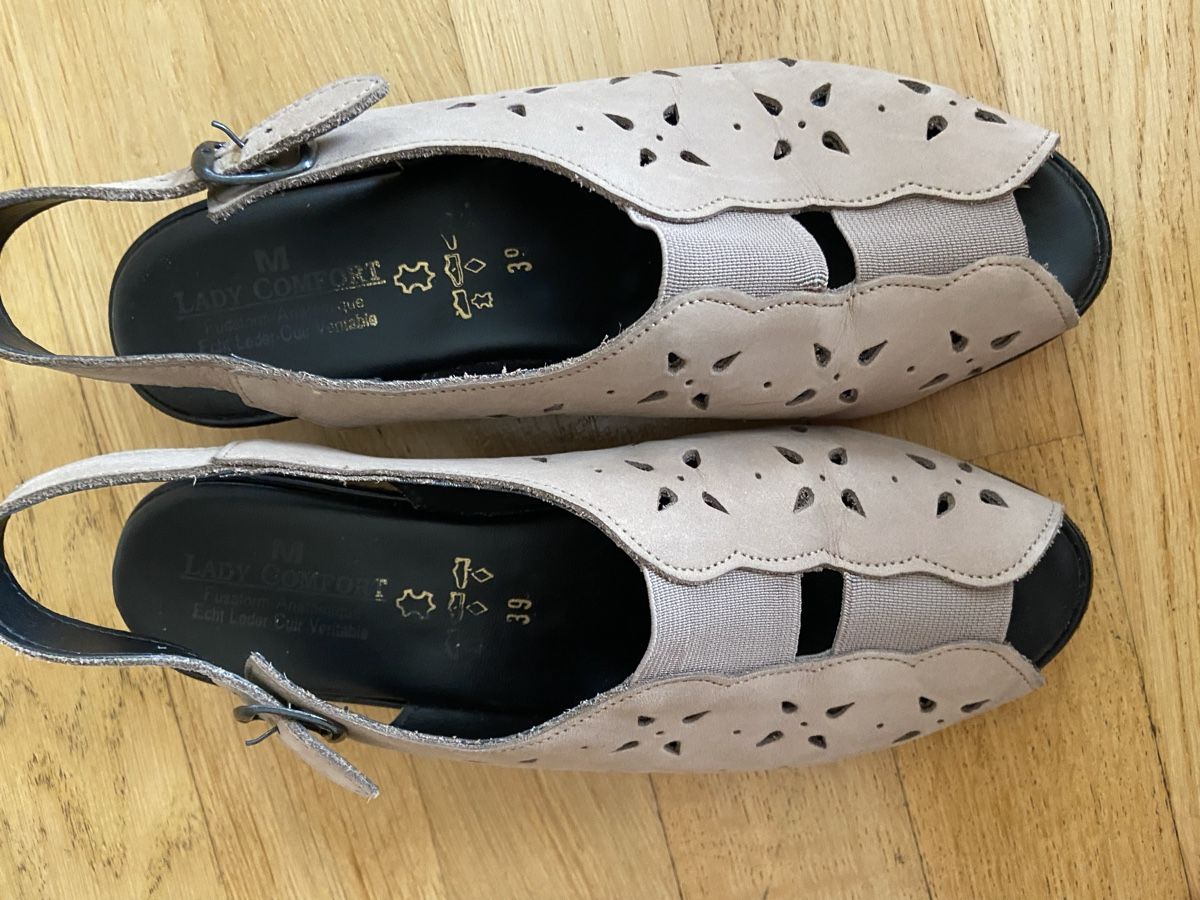 Scarpe da donna: SOMMER SCHUHE GRÖSSE 39 – Usato da Zürich venduto da schneeflocke303 5