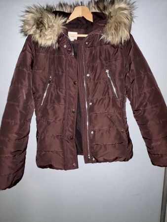 Warme Winterjacke mit Pelzkragen Gr. 38