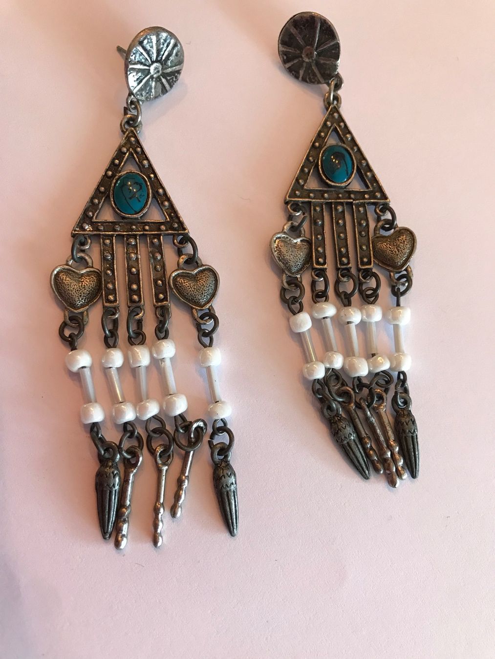 Orecchini pendenti & Orecchini a lobo: Boucles d’oreilles artisanales – Usato da Grimisuat venduto da eliseba88