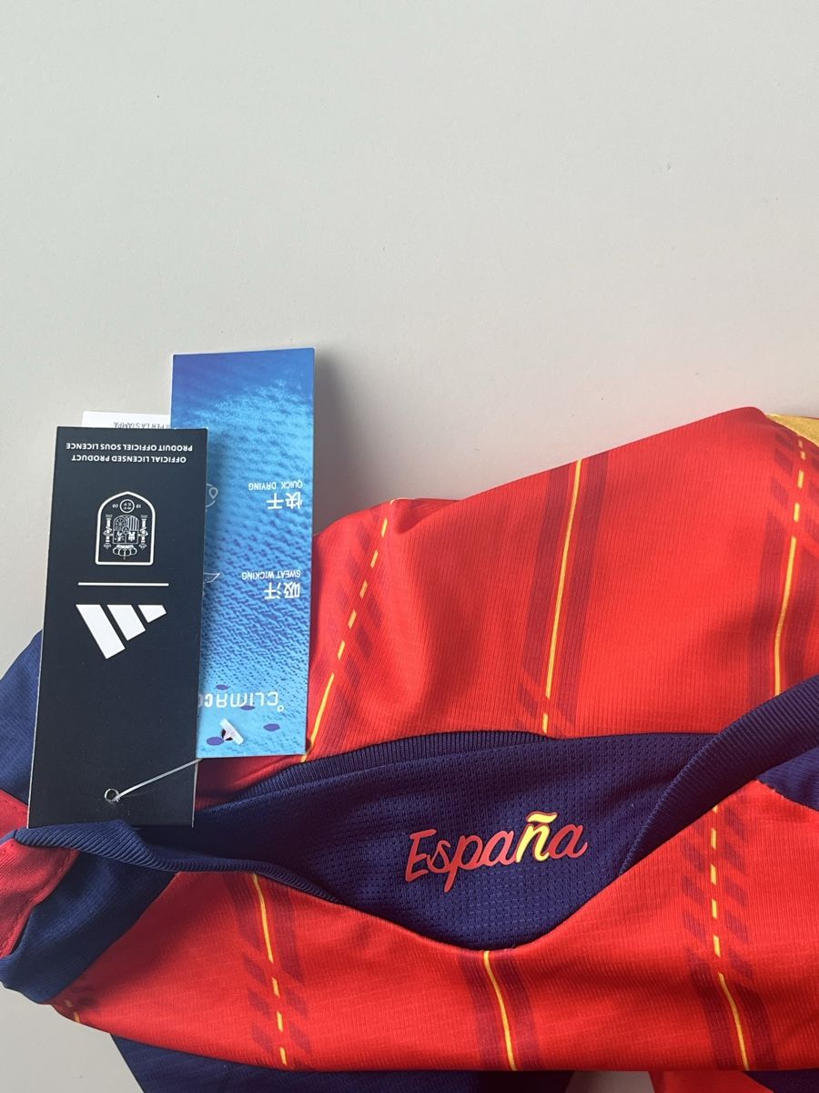 Canottiere & Pantaloni: Spanien WM Trikot! – Nuovo (secondo la descrizione) da Hinterkappelen venduto da MustRs 3
