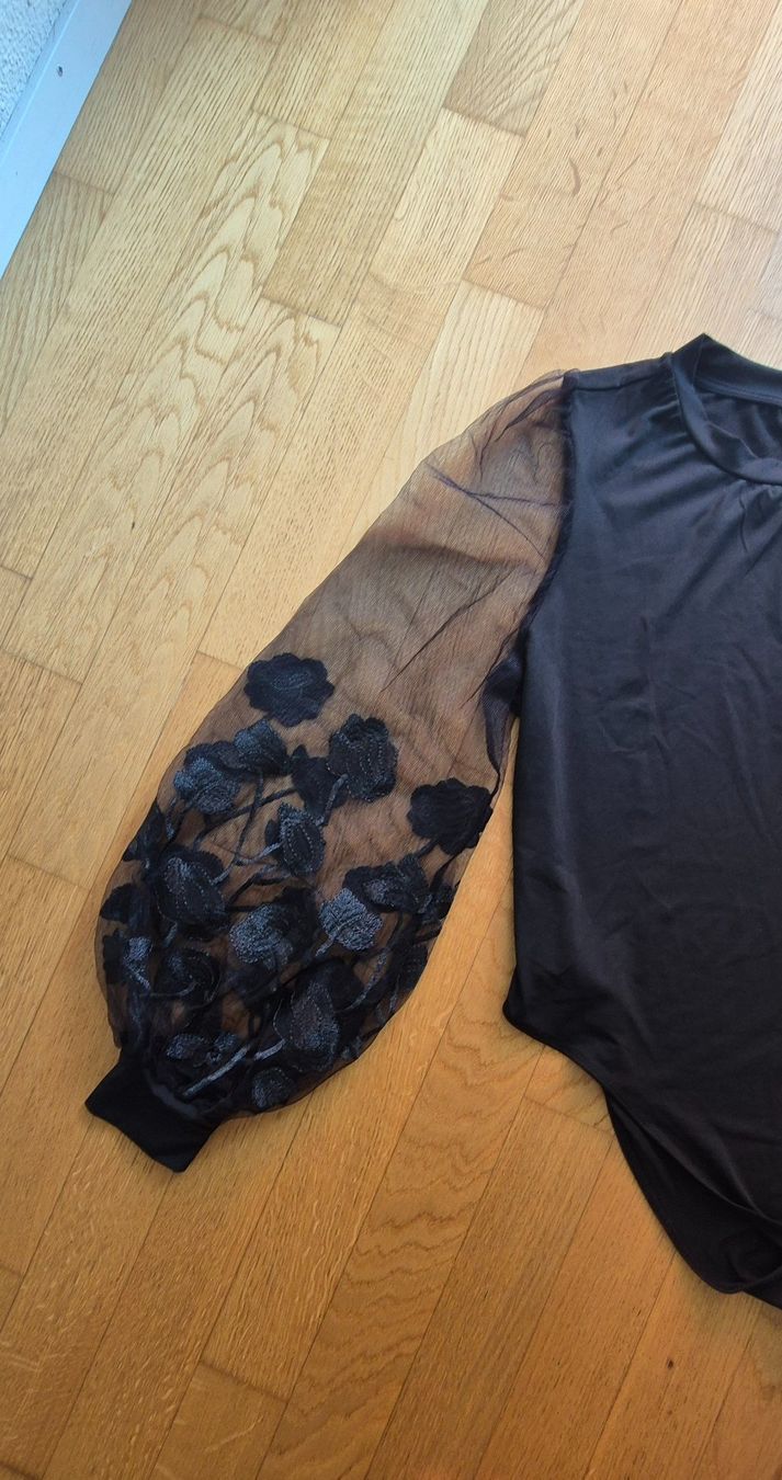 Blusen: Body schwarz – Neu (gemäss Beschreibung) aus Knonau von xxj_8g62 1