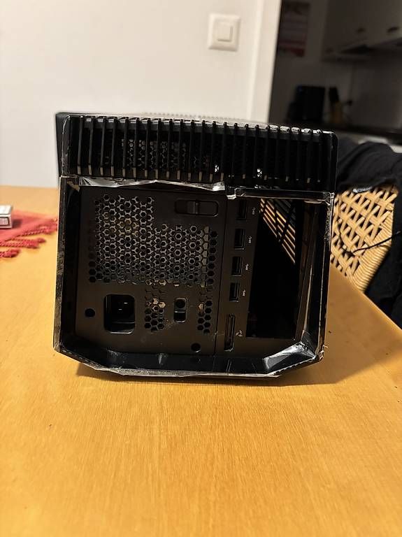 Docking station: eGPU-Dock Alienware NEU – Neuf avec emballage d'origine à Chur par kev_brq7 1