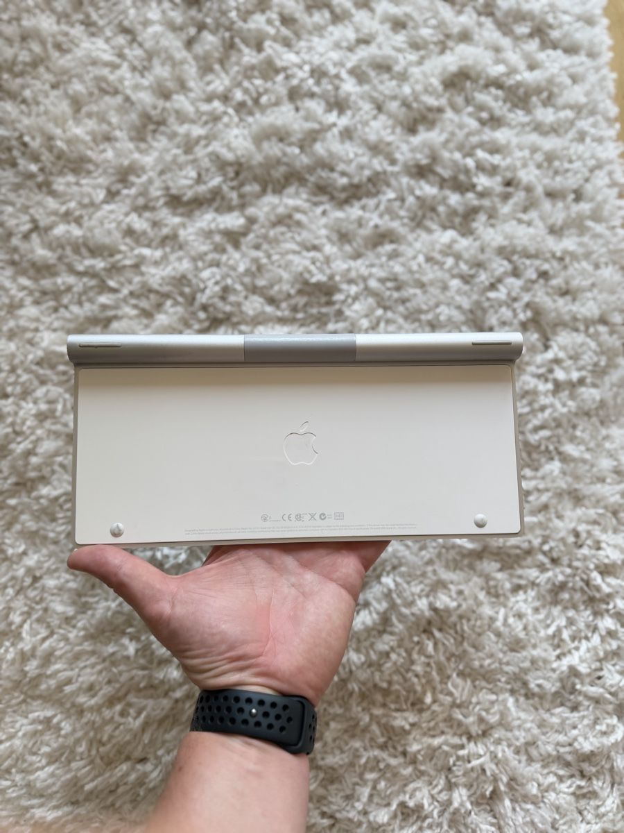 Apple Claviers: Apple Wireless Keyboard A1314 Bluetooth – D'occasion à Zürich par phil_phil_phil 1