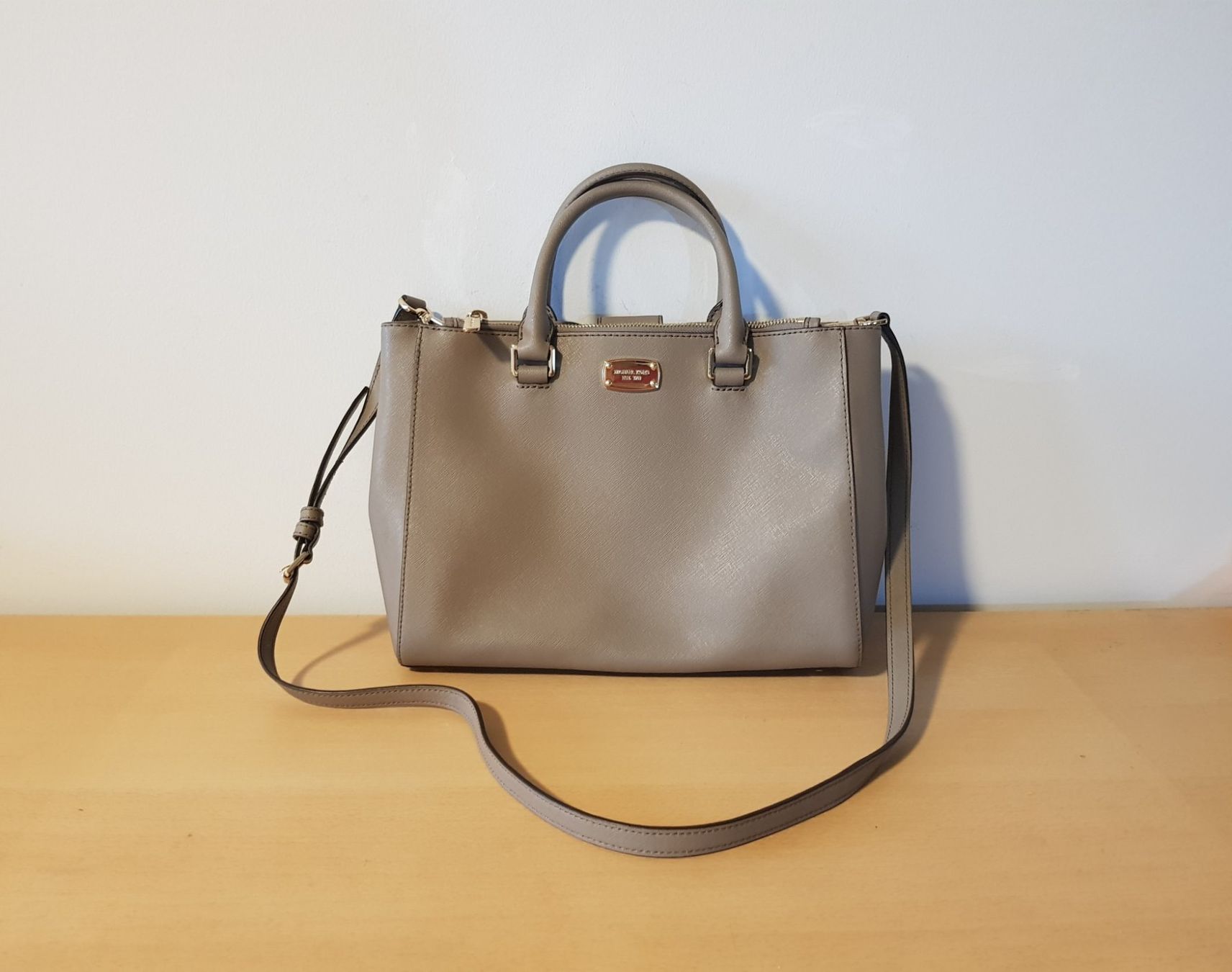 Michael Kors Borse da donna: Michael Kors Handtasche beige – Usato da Basel venduto da Birs868