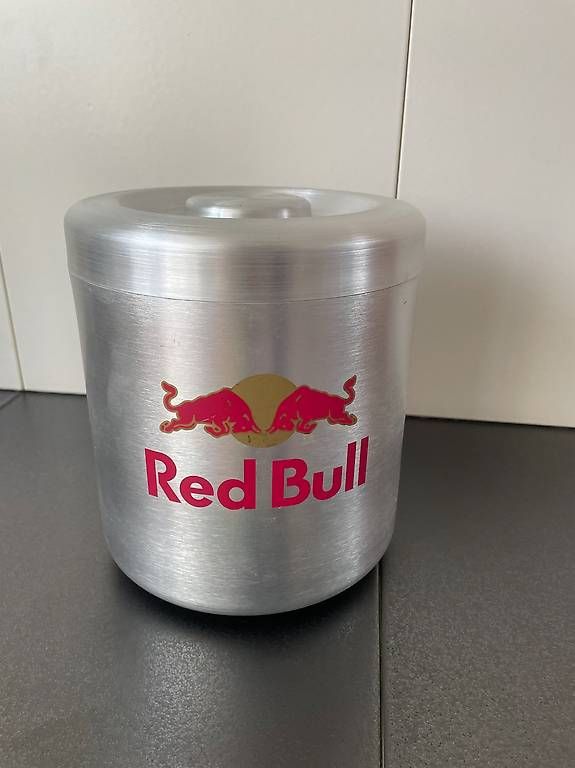 Altro: Red Bull Eiskübel aus Aluminium – Usato da Ettingen venduto da Donald4107