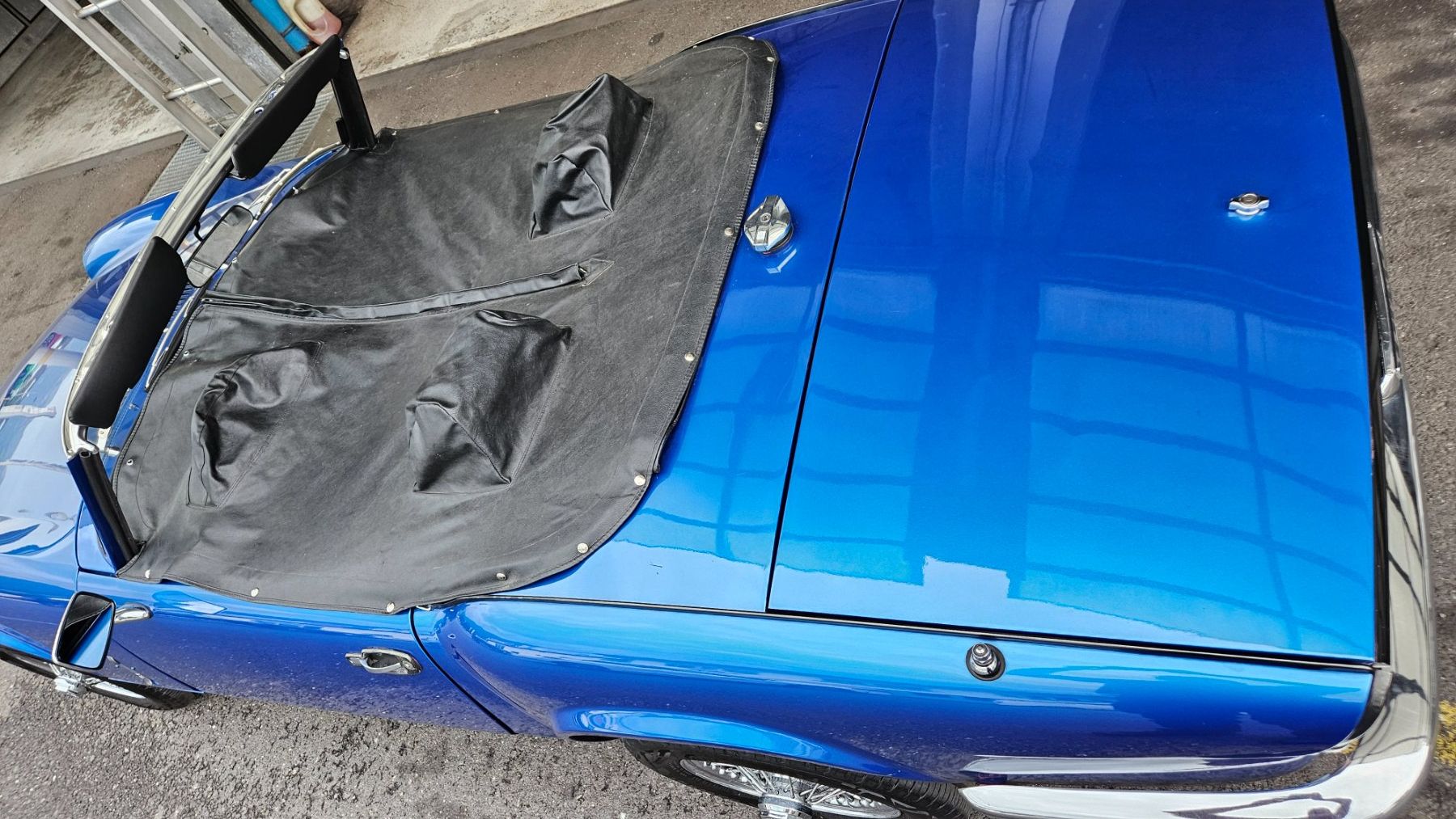 Triumph Automobili: Triumph Spitfire 1500 Oldtimer und Zubehör – Usato da Sarnen venduto da Profi3 2