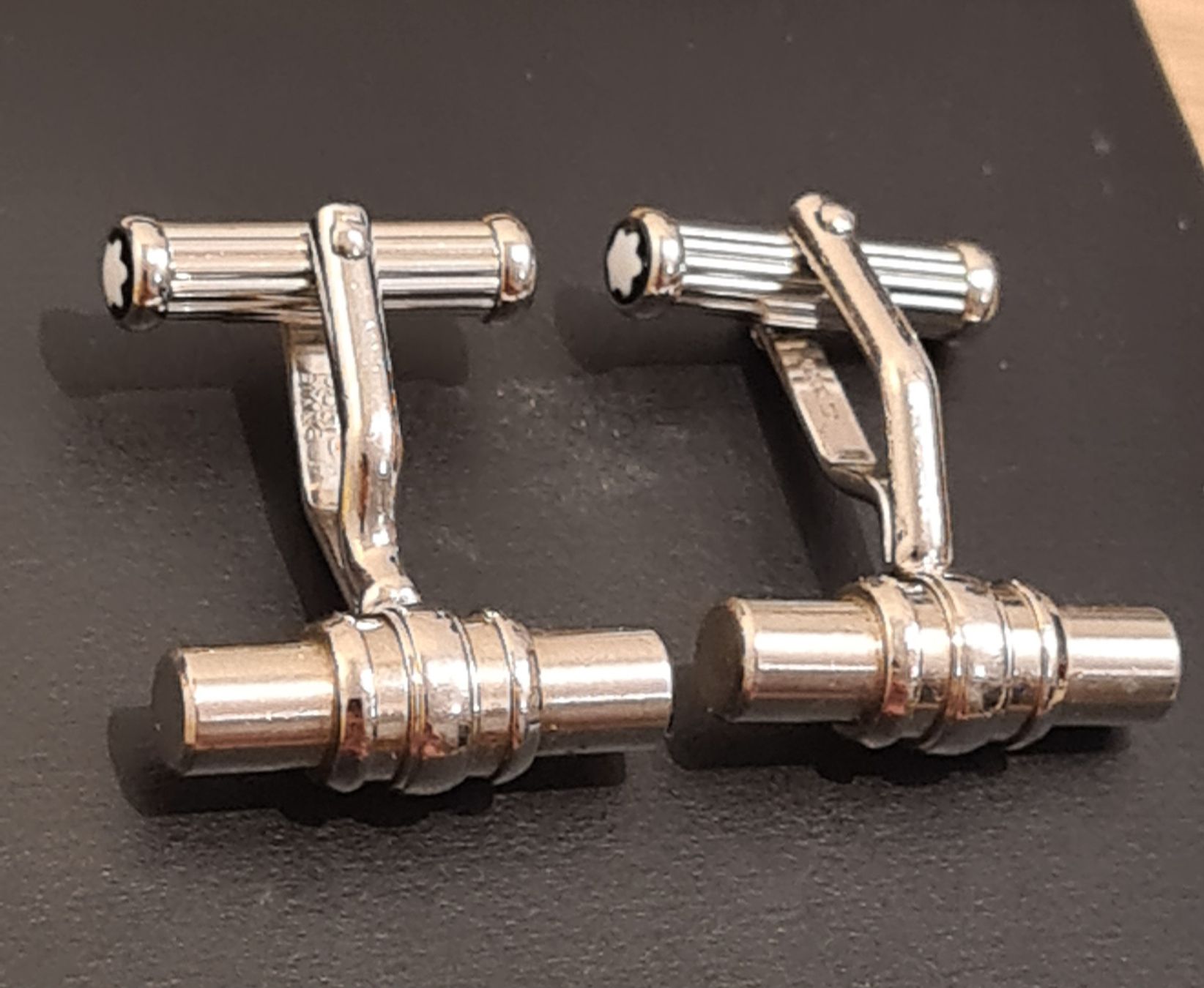 Montblanc Gemelli: Montblanc Cufflinks – Usato da Wallisellen venduto da Duranduran