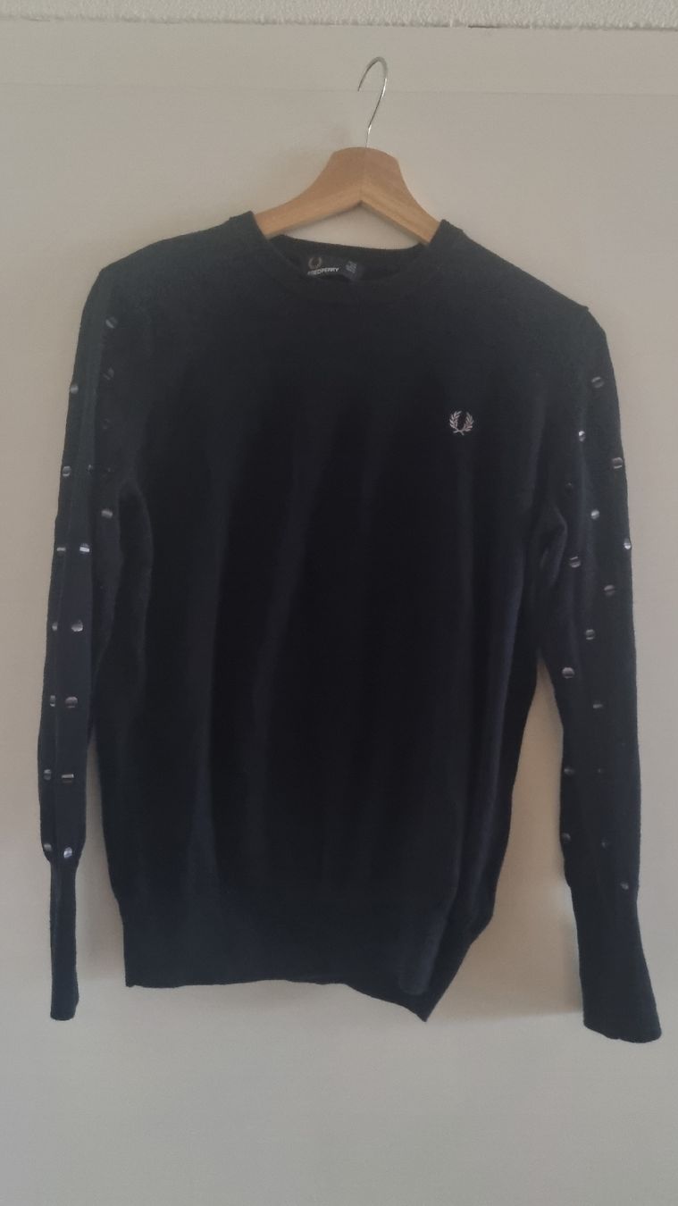 Fred Perry Pullover & Sweatshirts: Fred Perry Pullover – Gebraucht aus Chur von sinillo