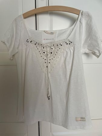 Odd Molly weisses T'Shirt mit Applikationen