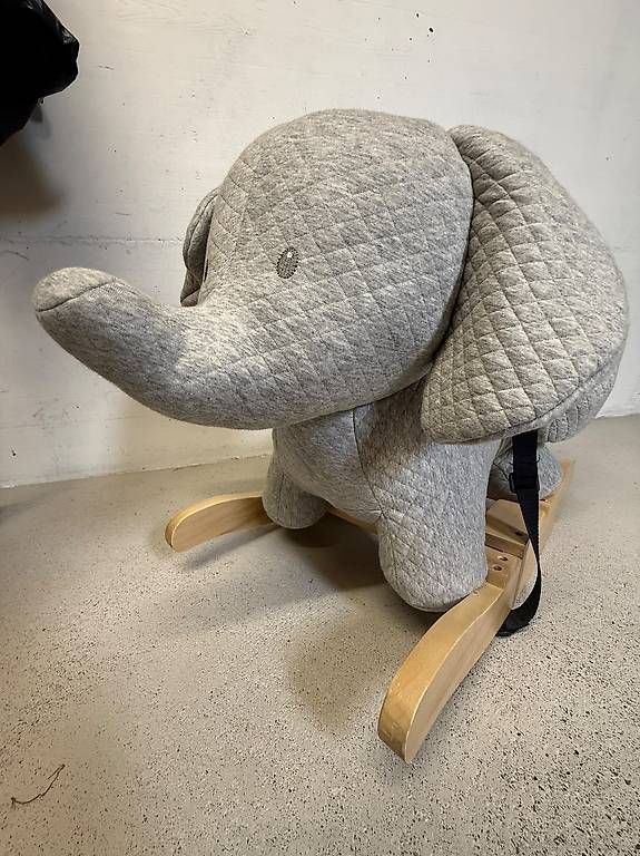 Sonstige Gartenschaukeln: Schaukel Elefant – Gebraucht aus Pratteln von StephiWdV