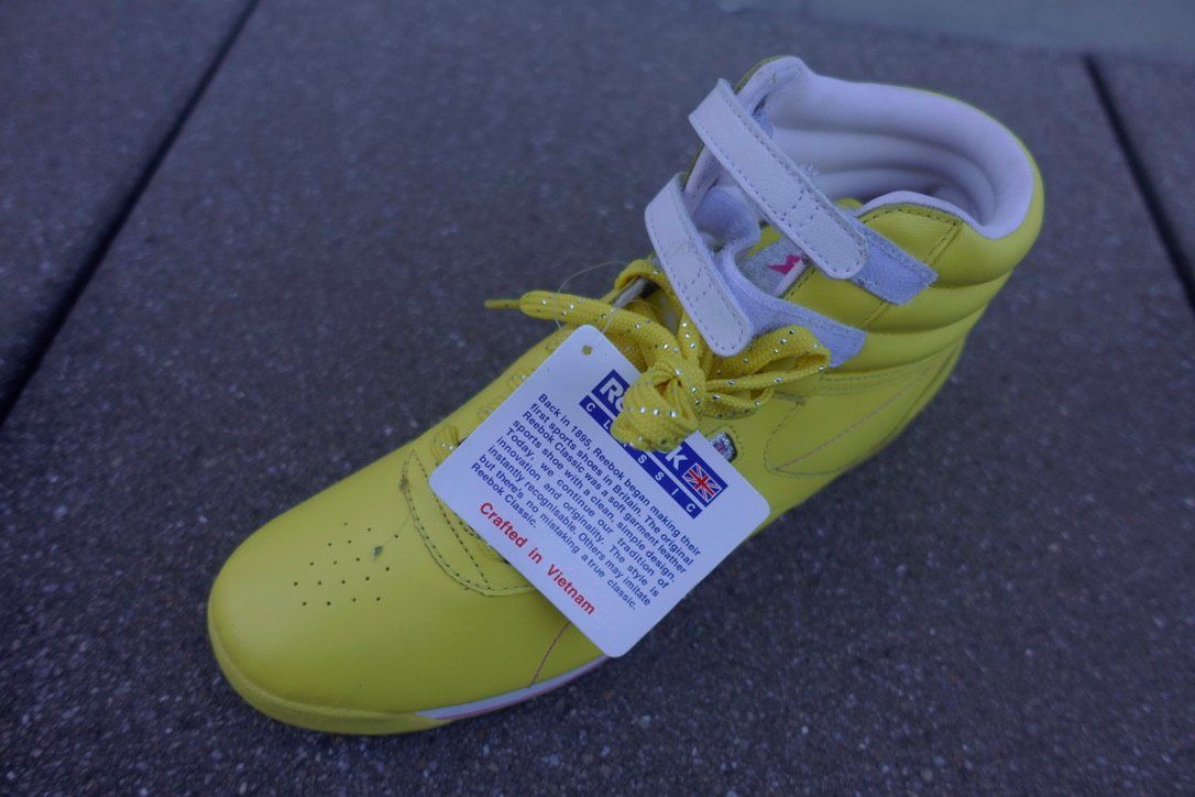 Reebok Scarpe da uomo: Reebok Vintage Turnschuhe 41 gelb – Nuovo e nell'imballaggio originale da Chur venduto da JennyAlexander 6