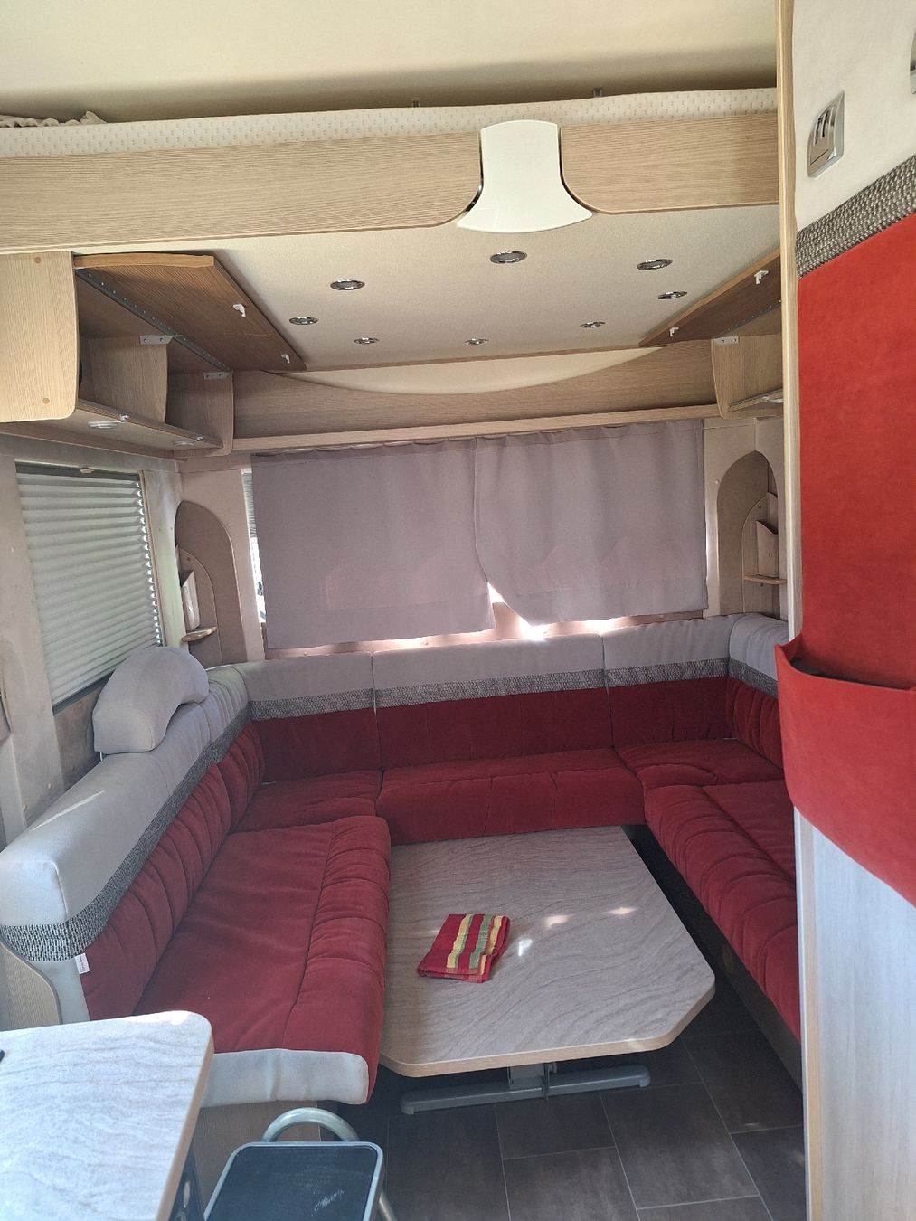 Bürstner Véhicules de camping: Wohnwagen BUERSTNER 510TK Averso Plus 2012 – D'occasion à Berg TG par Diablo15 4