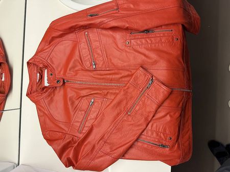 Lederjacke Rot