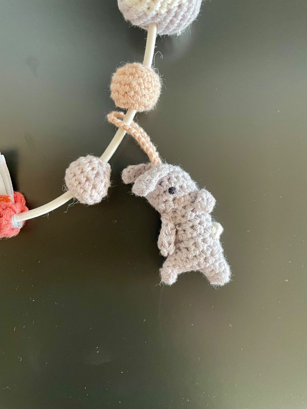 Sebra Giocattoli: Sebra Spielkette Kinderwagen Elefant Zebra – Usato da Birmensdorf ZH venduto da ilka05 2