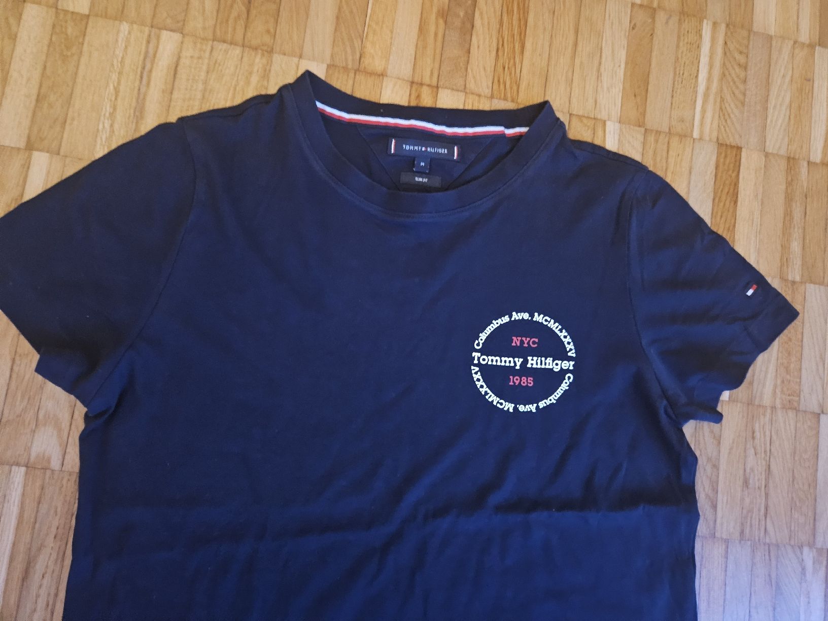 Tommy Hilfiger T-shirt: Tommy Hilfiger Tshirt – Usato da Meilen venduto da apollo40 1
