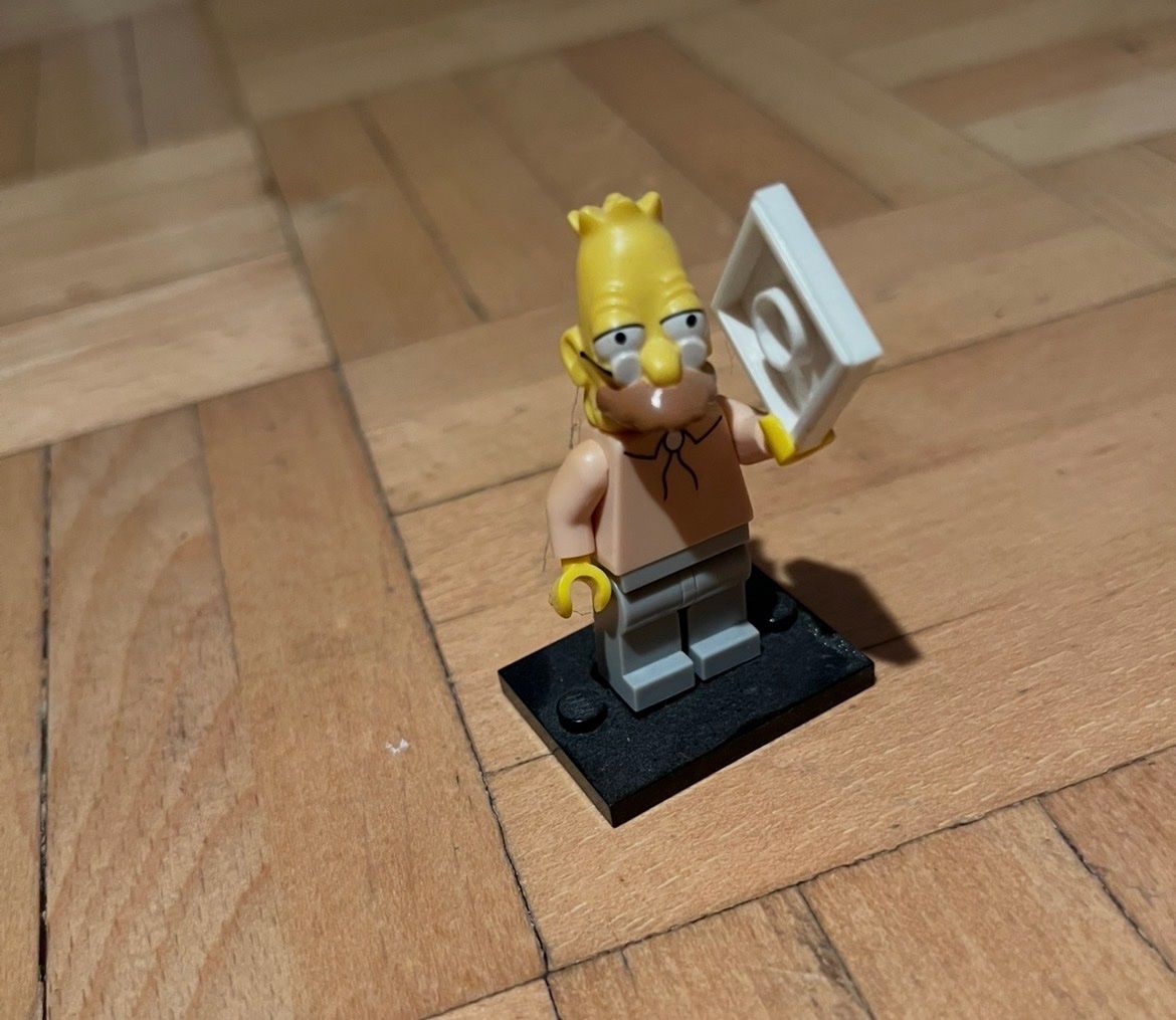 Lego Kit di costruzioni: 71005 Lego The Simpsons – Usato da Basel venduto da Ruemli17