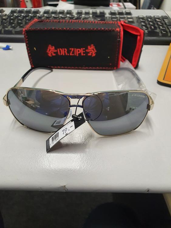 Dr. Zipe Sonnenbrille (Neu und originalverpackt) in Silvaplana für CHF ...
