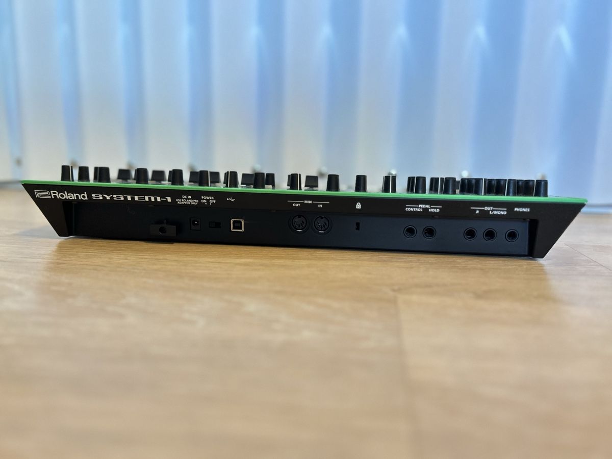 Roland Strumenti musicali: Roland AIRA SYSTEM-1 Synthesizer - Defekt – Difettoso da Schaffhausen venduto da Alinas-Kinderwelt 2