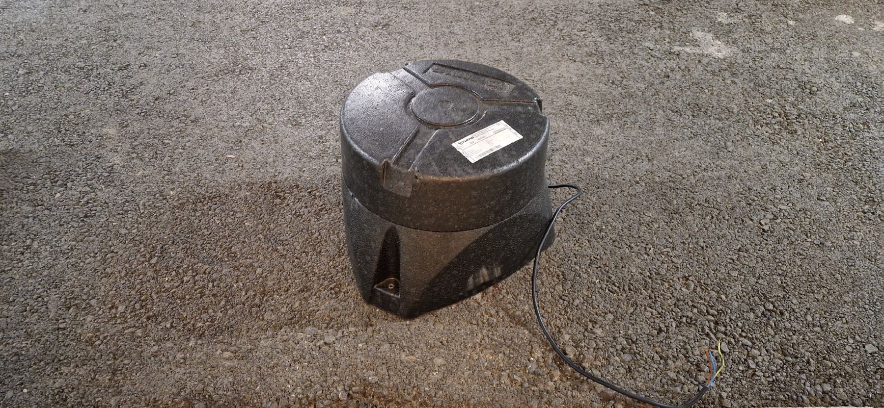 Truma Sanitari: chauffe-eau electrique TRUMA – Usato da Gland venduto da gre_hw6j 2