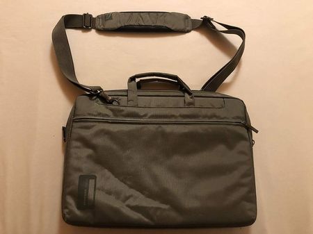 Laptoptasche wie neu - Tucano für 17'' Laptop