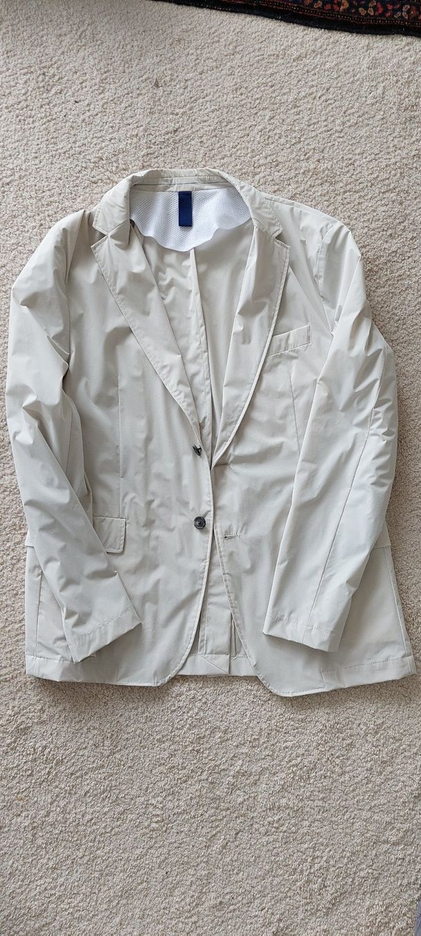 Hugo Boss Giacche: Jacke Hugo Boss – Usato da Luzern venduto da budweiser8 1