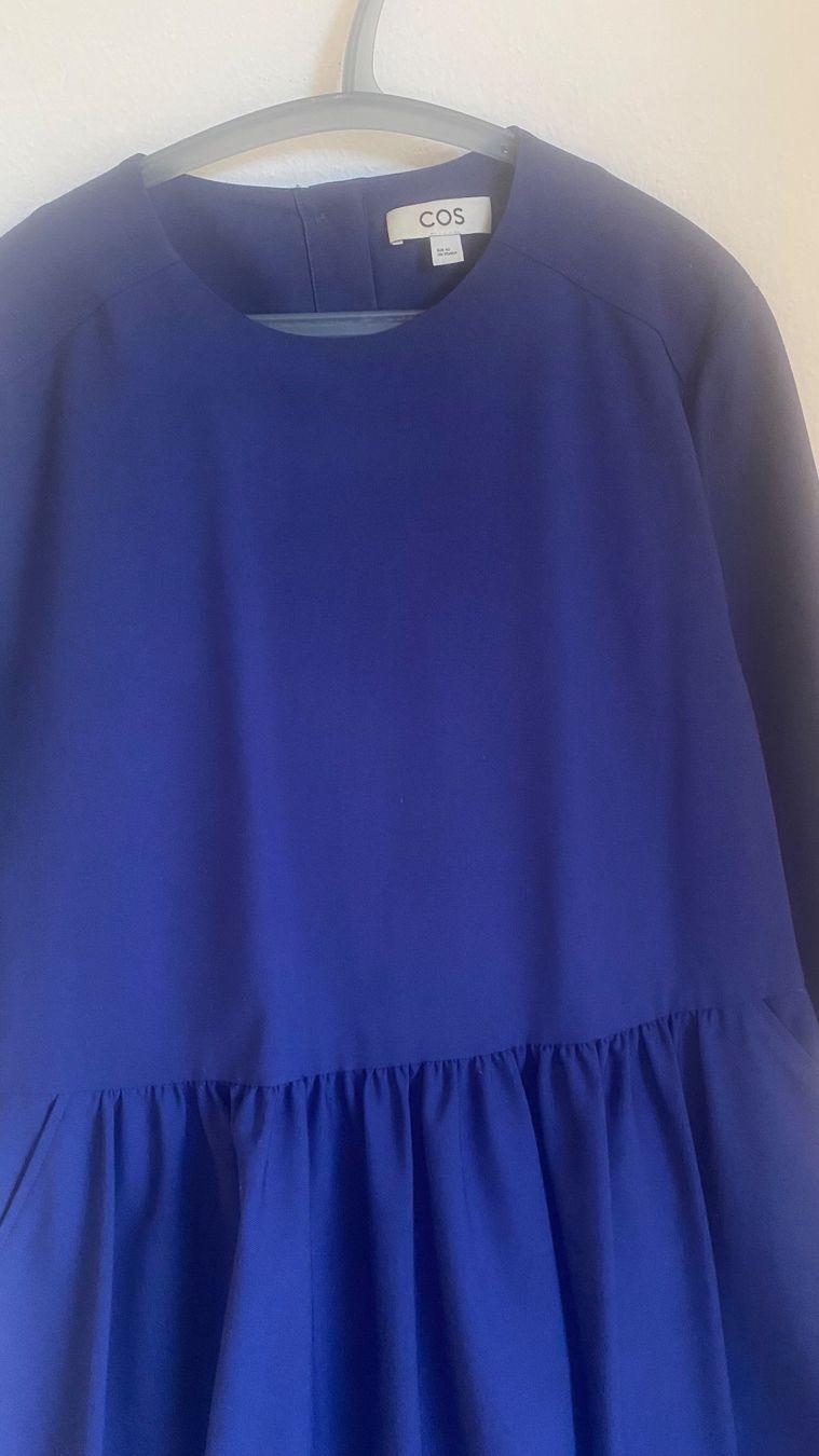 Cos Vestiti: Robe COS coupe évasée taille 40 comme neuve – Nuovo (secondo la descrizione) da Biel/Bienne venduto da ana_2427 2