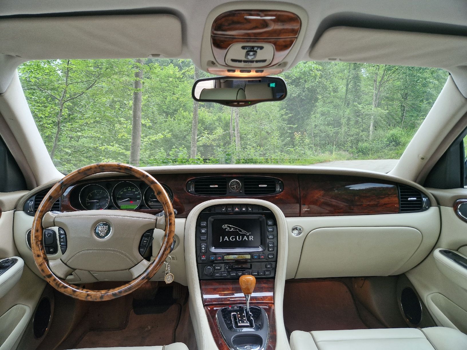 Jaguar Autos: Jaguar Super V8 – Gebraucht aus Menzingen von mvo_f5tr 4