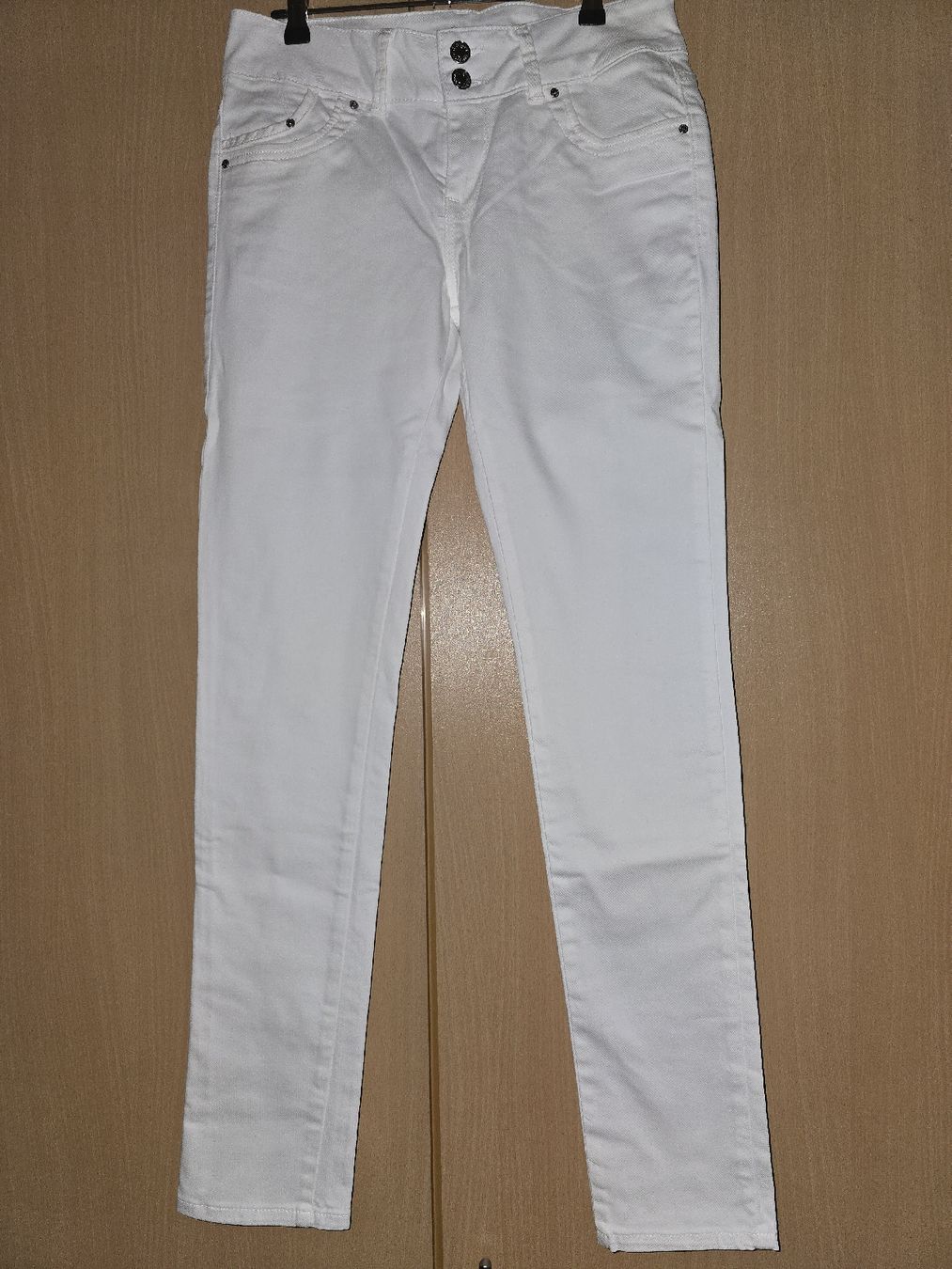 Jeans: Jeans LTB 30/32 blanc, neuf – Nuovo (secondo la descrizione) da La Neuveville venduto da Diamise