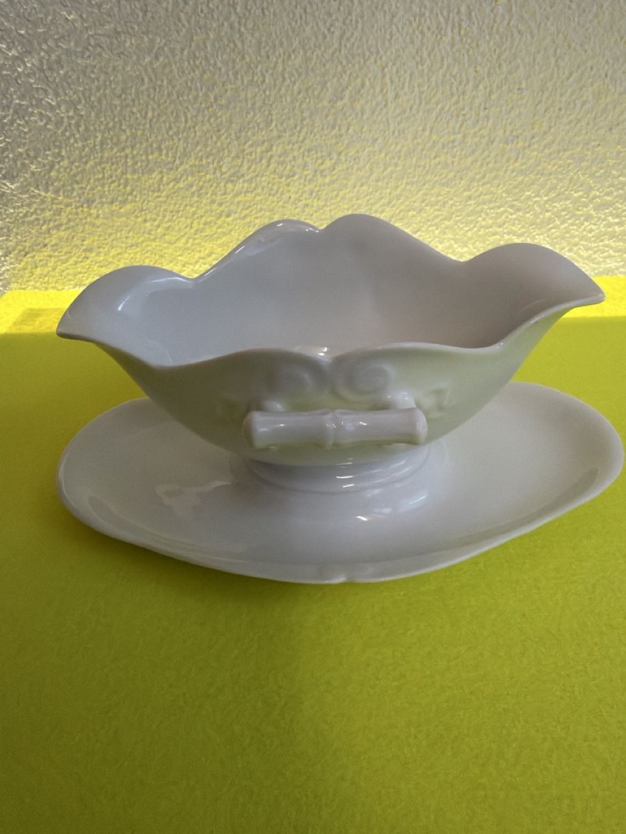 Ciotole: Limoges Saucière – Usato da Bern venduto da Expo02
