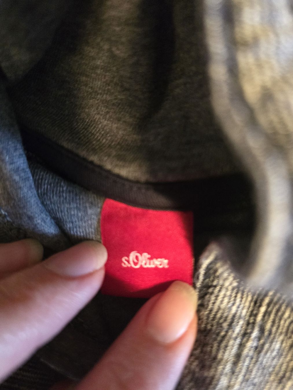 S.Oliver Maglioni & Felpe: S.Oliver Pullover Gr. 128/134 – Usato da Unterentfelden venduto da Panda-87 1