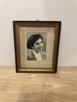 Bilderrahmen antik gold 19x23 cm mit altem Foto dabei