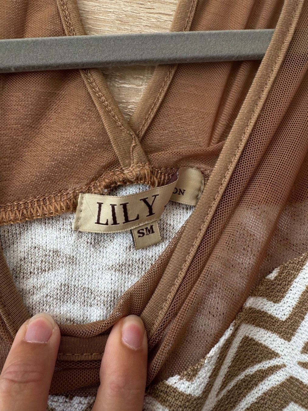 Vestiti: Robe motif brune blanche – Nuovo (secondo la descrizione) da Montreux venduto da Izapechee 2