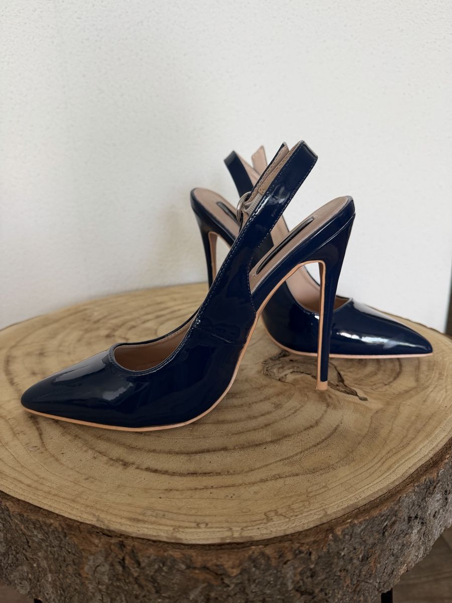 Scarpe da donna: Lost Ink Slingback Pumps Lack Dunkelblau Gr. 38 – Nuovo (secondo la descrizione) da Hägglingen venduto da Raff_Ella 2