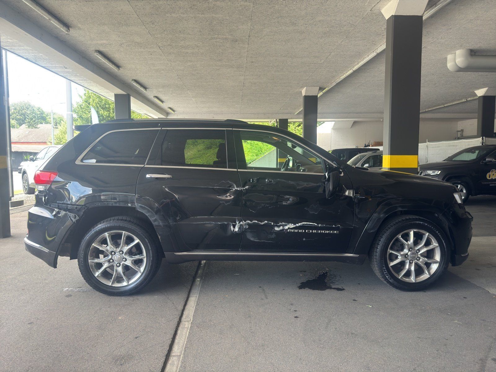 Jeep Automobili: Jeep Grand Cherokee 3.0 CRD 250 Summit – Usato da Ebikon venduto da Garage-Bolzern-Koch 8