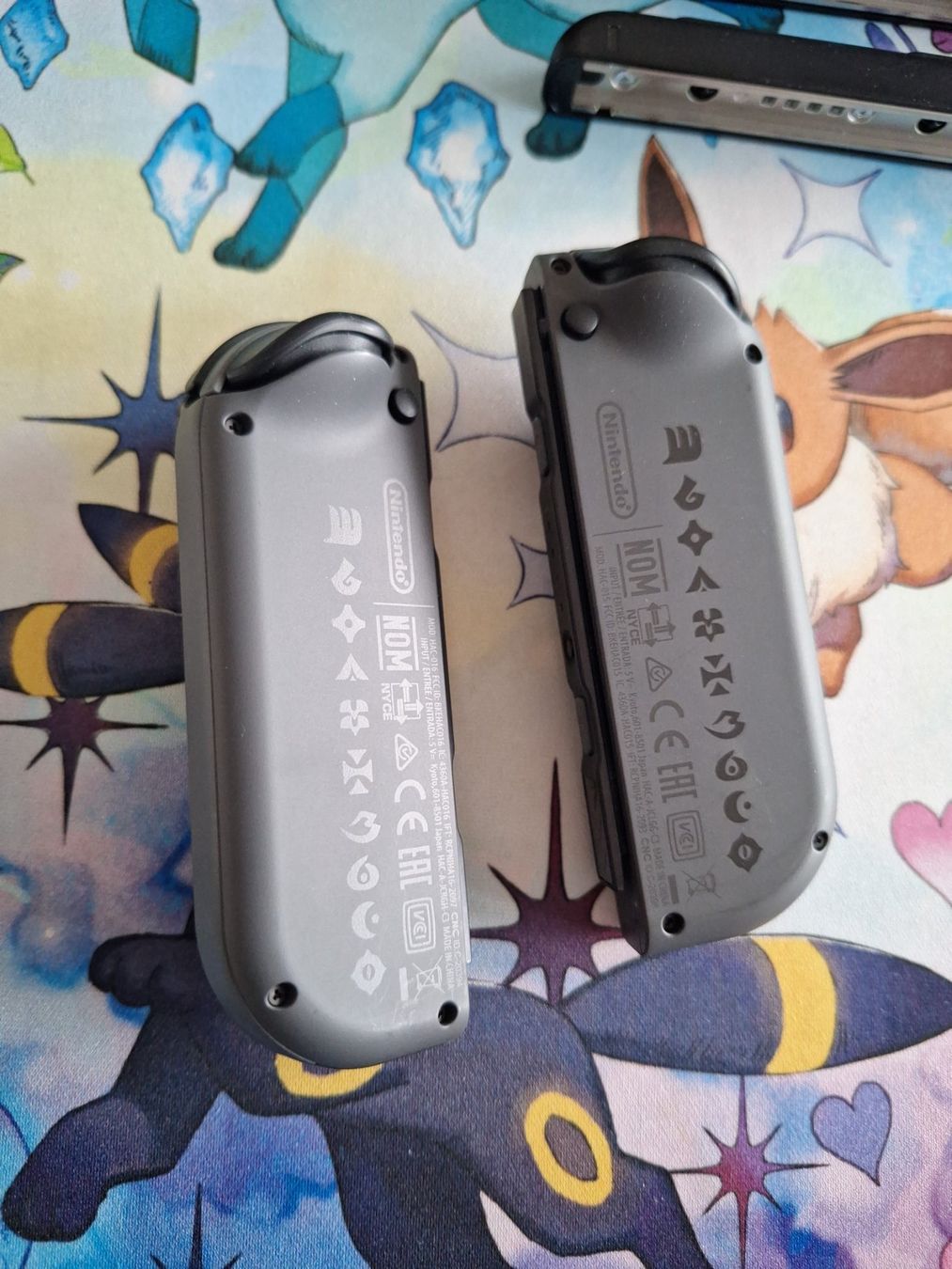 Nintendo Giochi: Joy-Cons - Monster Hunter Edition - Official Nintendo – Usato da Altstätten SG venduto da GGsGameshop 1