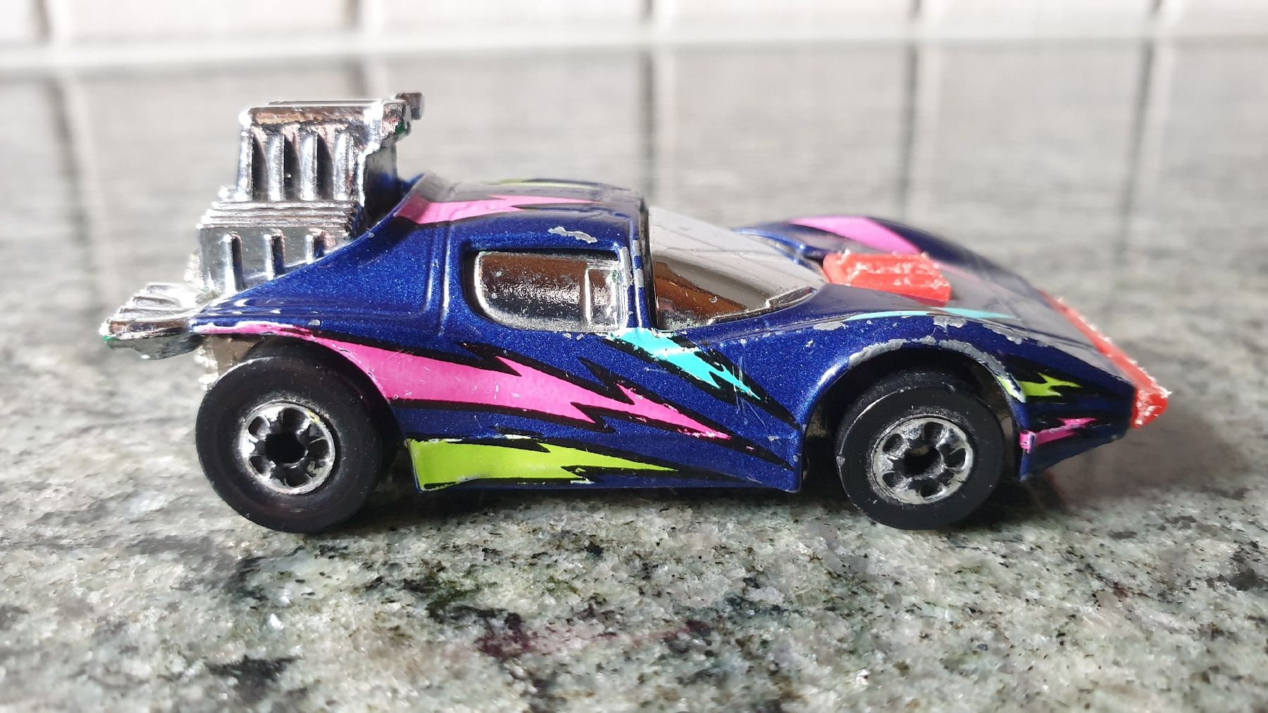 Hot Wheels Modellini d'auto: HOT WHEELS - FLAME RUNNER 1983 – Usato da Wengi b. Büren venduto da Ot1000 2
