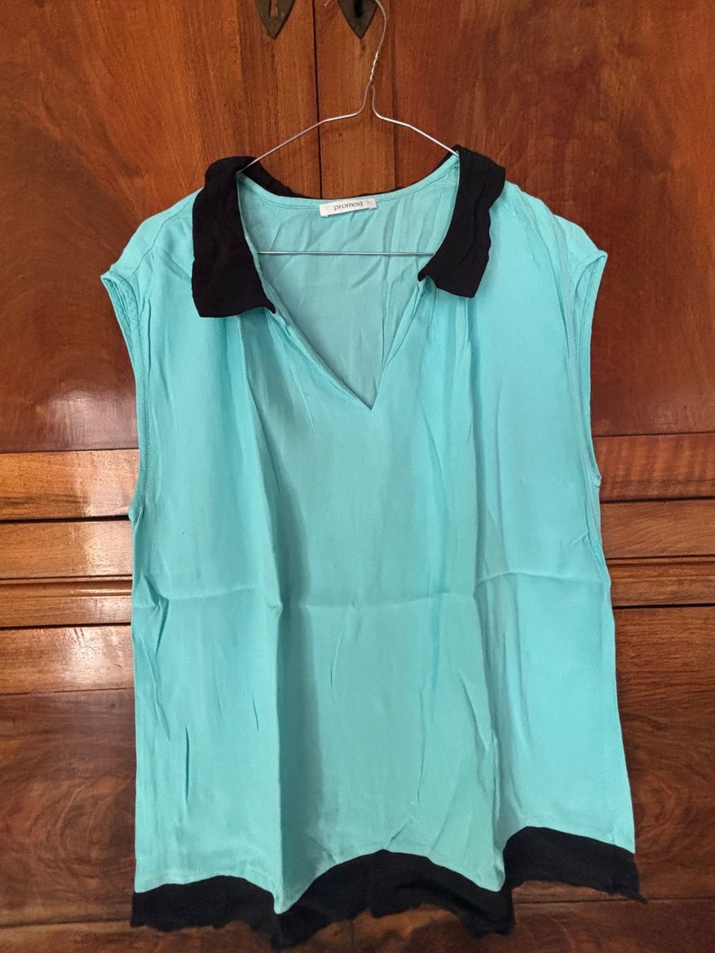Promod Top: Haut turquoise avec col noir, taille 40 – Usato da Grand-Lancy venduto da hip_2rbd