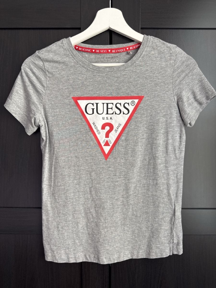 Guess T-Shirts: T-Shirt Guess grau, Grösse XS – Neu (gemäss Beschreibung) aus Zuchwil von Marti_7