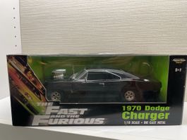 Modellauto Dodge Charger 1970 schwarz Massstab 1:18 OVP