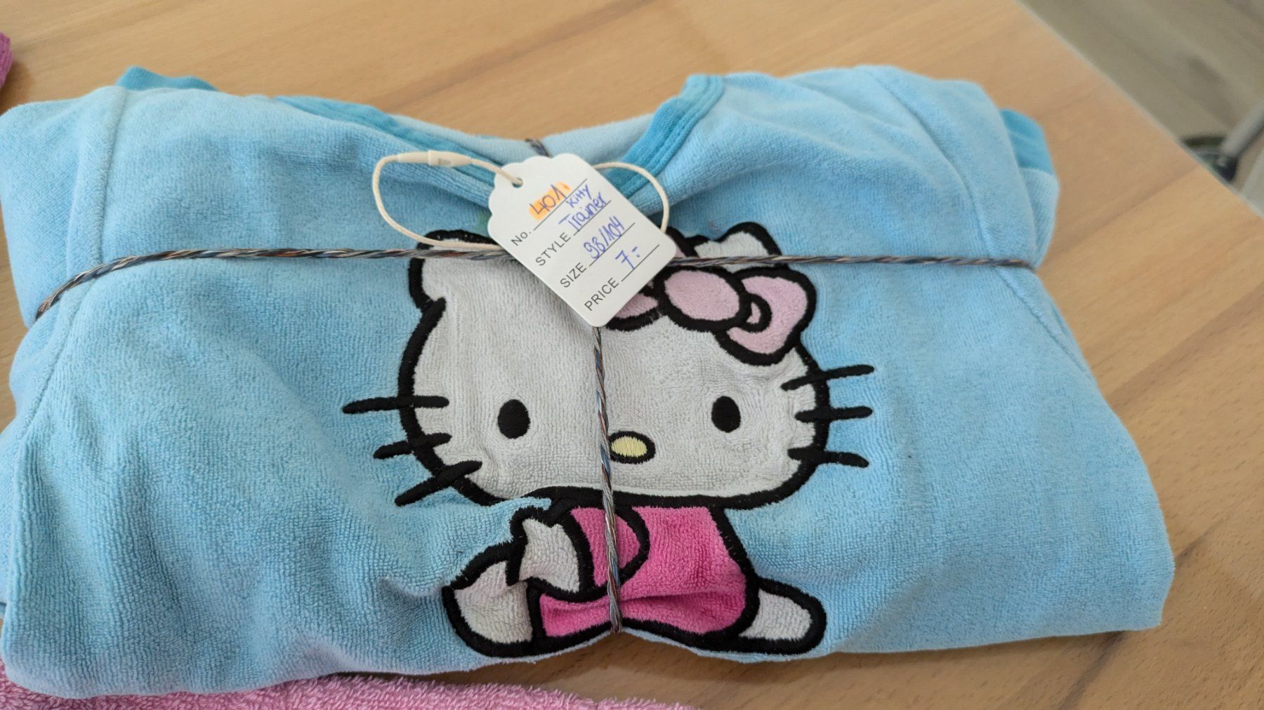 Hello Kitty Lotti & Set di vestiti: Hello Kitty Kleider Set - Divers ab. 92 – Usato da Staufen venduto da Fleby84 4