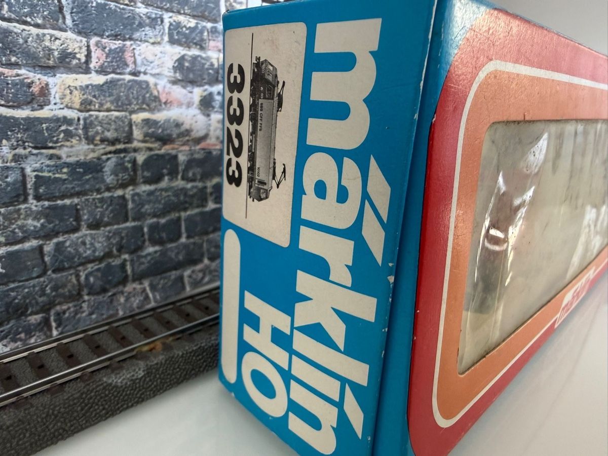 Märklin Modellini di ferrovie: Märklin HO Analog  – Usato da Altdorf UR venduto da modellbau-widmer