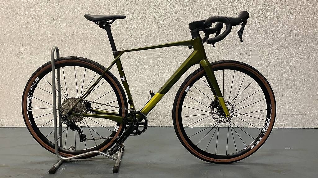 Velos: NEU Gravel Superior X-Road GR Carbon Grösse M – Gebraucht aus Diessenhofen von MotoshopZachmann