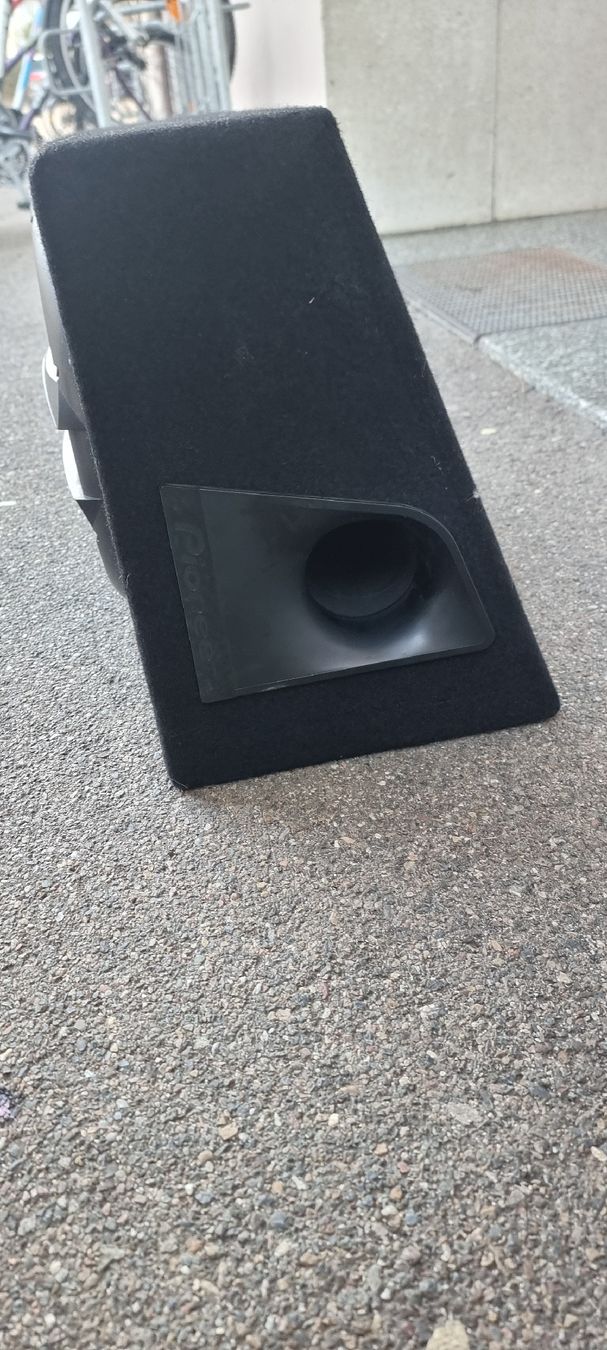 Pioneer Casse acustiche: Pioneer Subwoofer TS-WX305B – Usato da Winterthur venduto da Cascimat