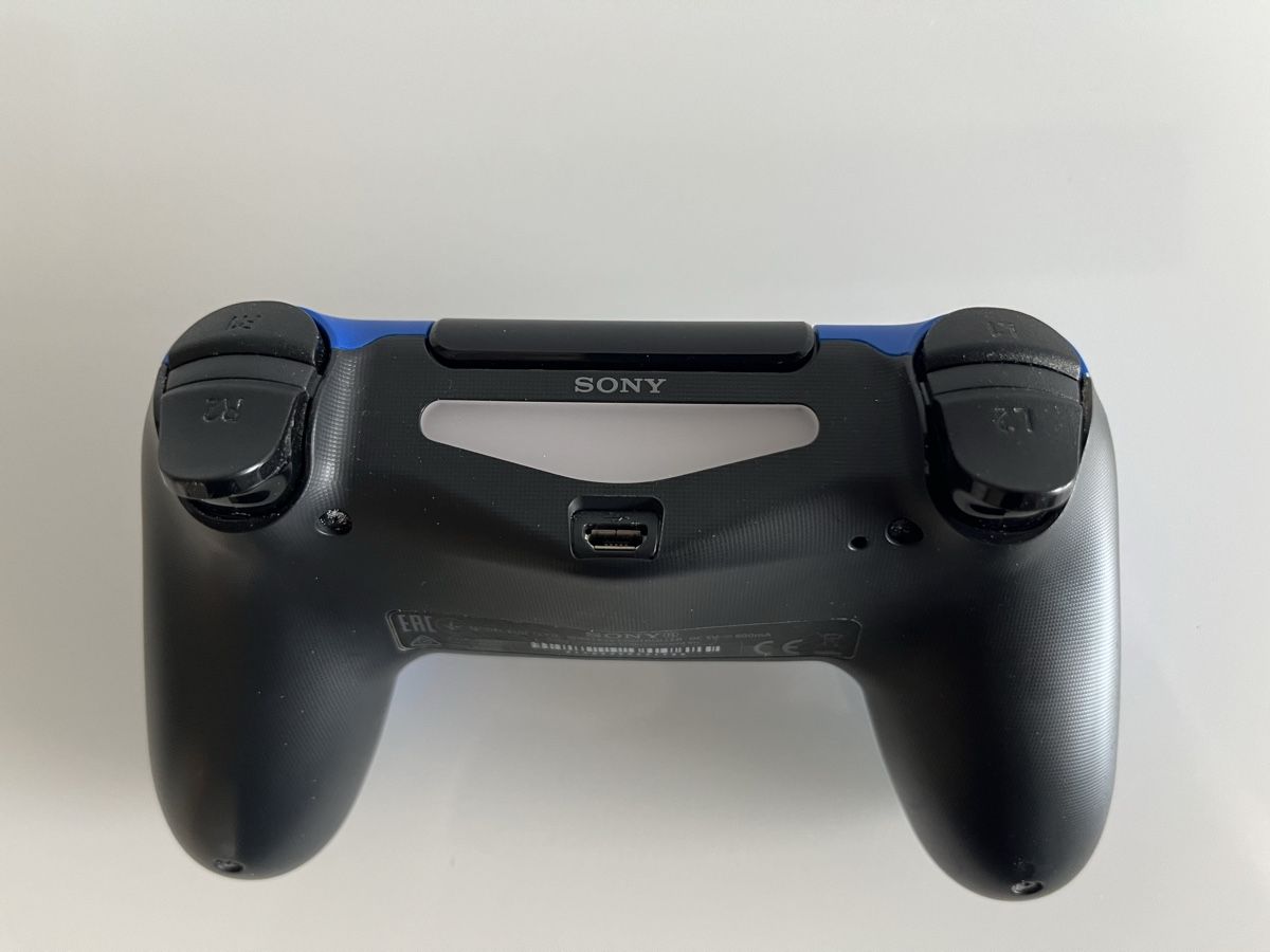 Sony Controller: Controller / Playstation 4 (verbindet nicht) – Difettoso da Volketswil venduto da asc_yp5h 2