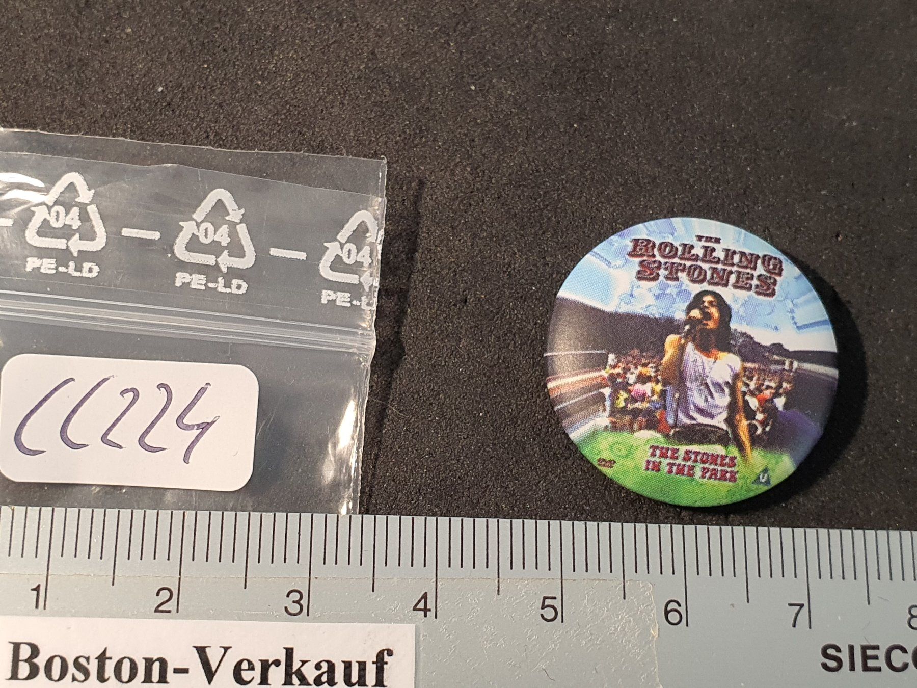 Placchette & Badge: CC224 - Pin /Button - Musik - The Rolling Stones – Usato da Reinach BL venduto da Boston-Verkauf